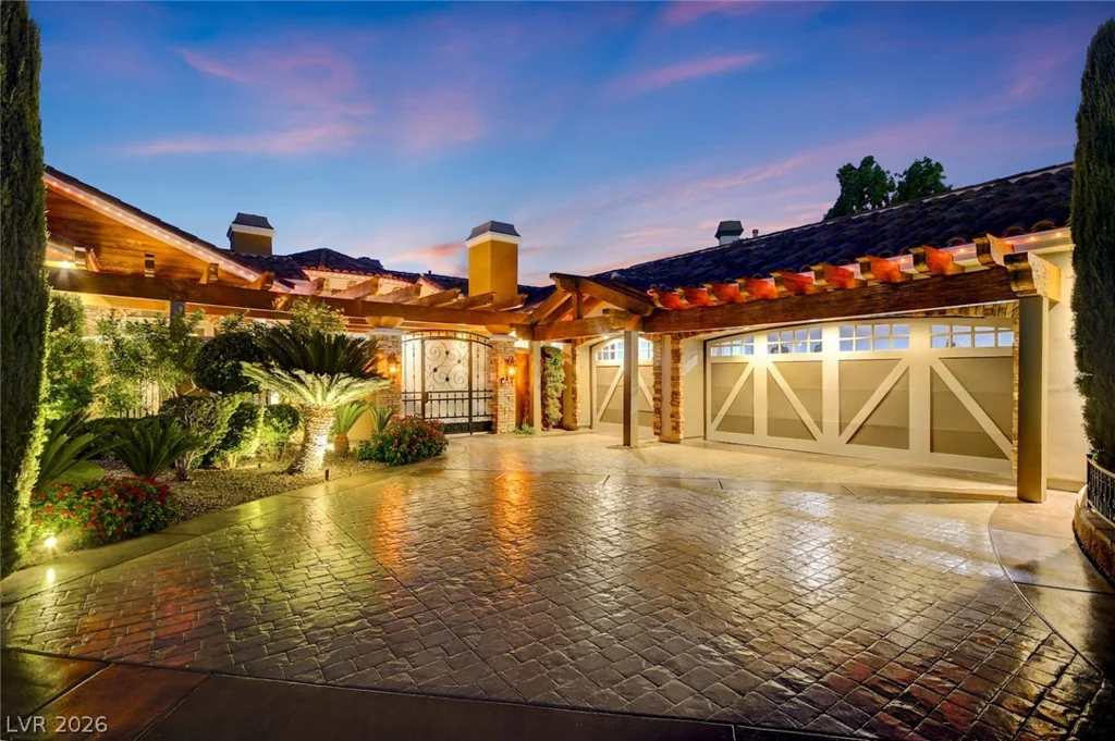 1364 Opal Valley, Henderson, NV 89052