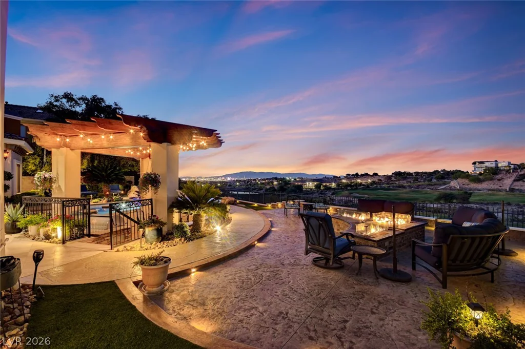 1364 Opal Valley, Henderson, NV 89052