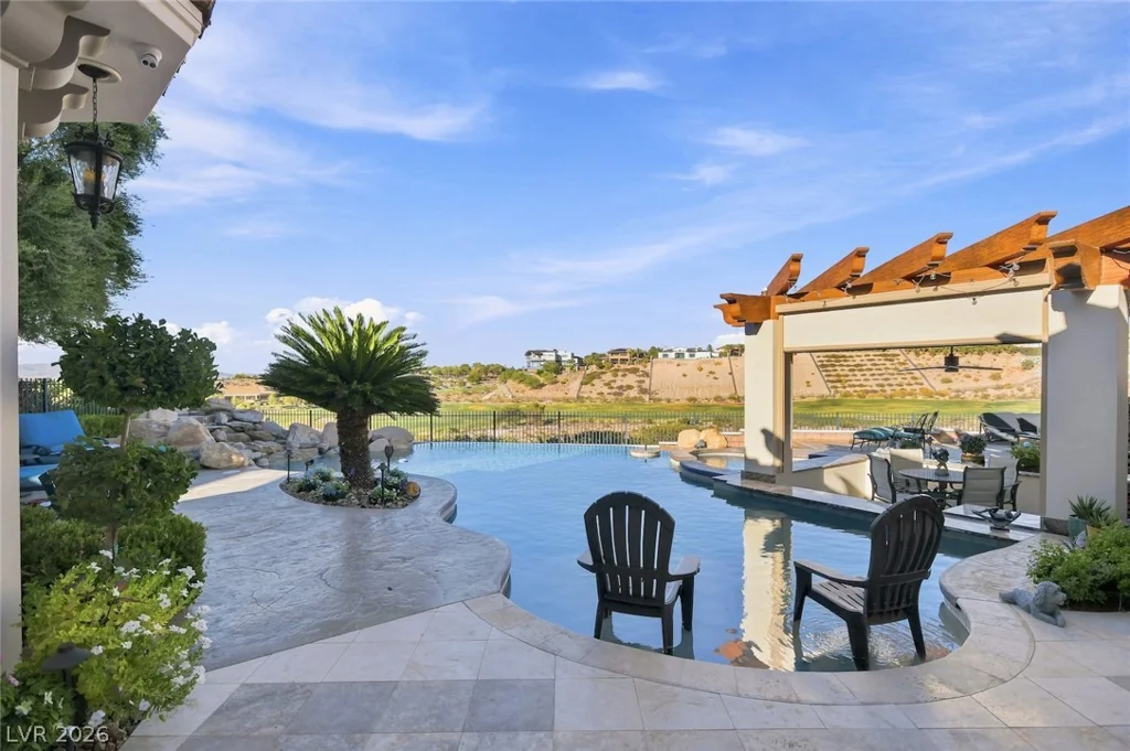 1364 Opal Valley, Henderson, NV 89052