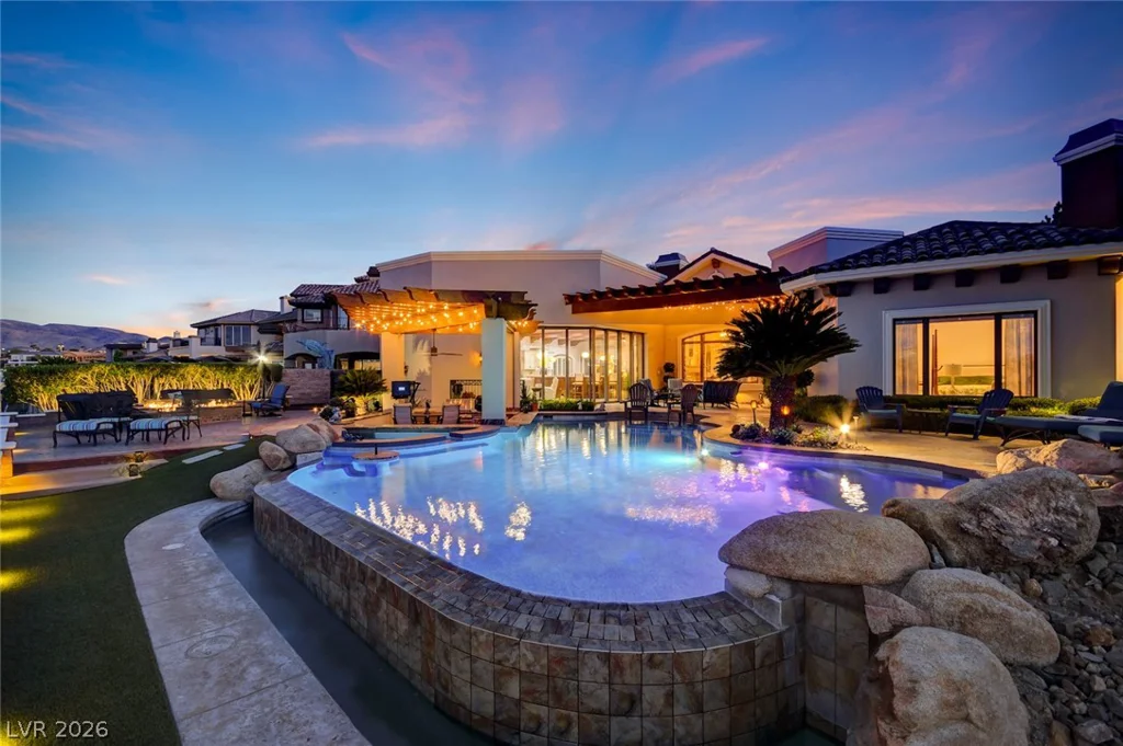 1364 Opal Valley, Henderson, NV 89052