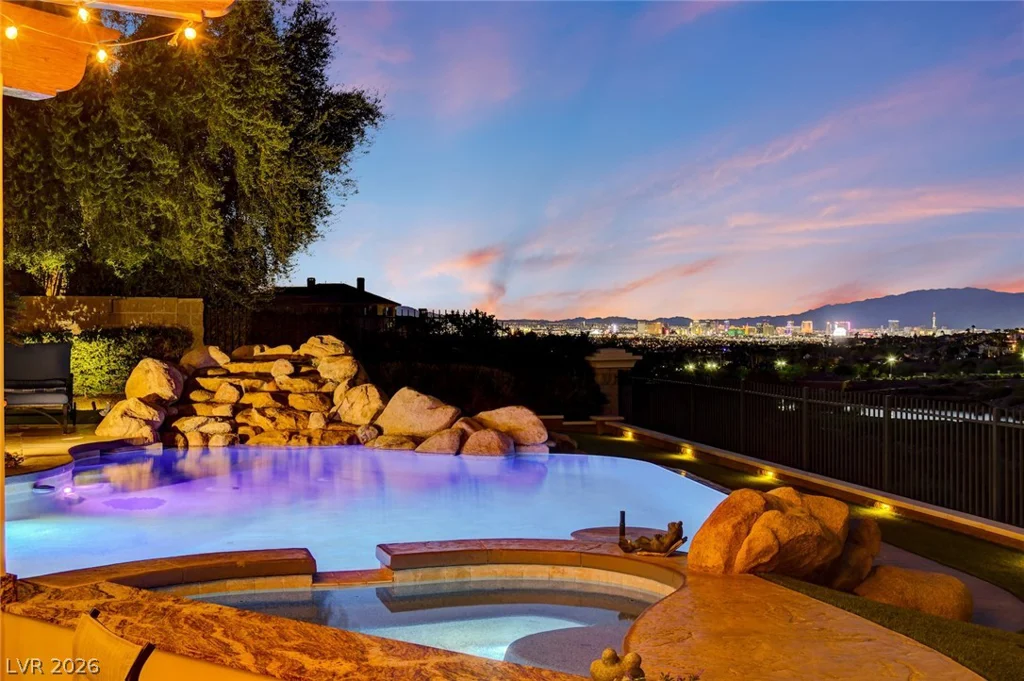 1364 Opal Valley, Henderson, NV 89052