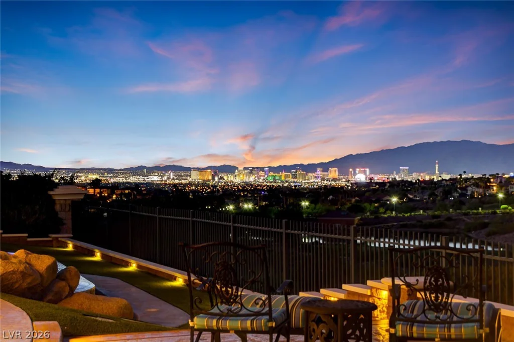 1364 Opal Valley, Henderson, NV 89052