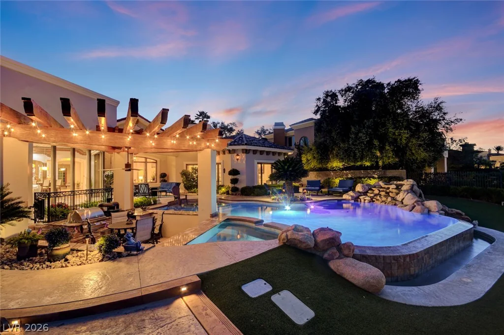 1364 Opal Valley, Henderson, NV 89052