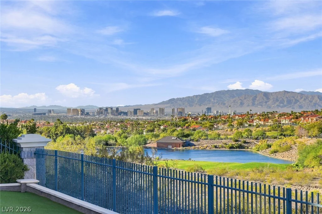 1364 Opal Valley, Henderson, NV 89052