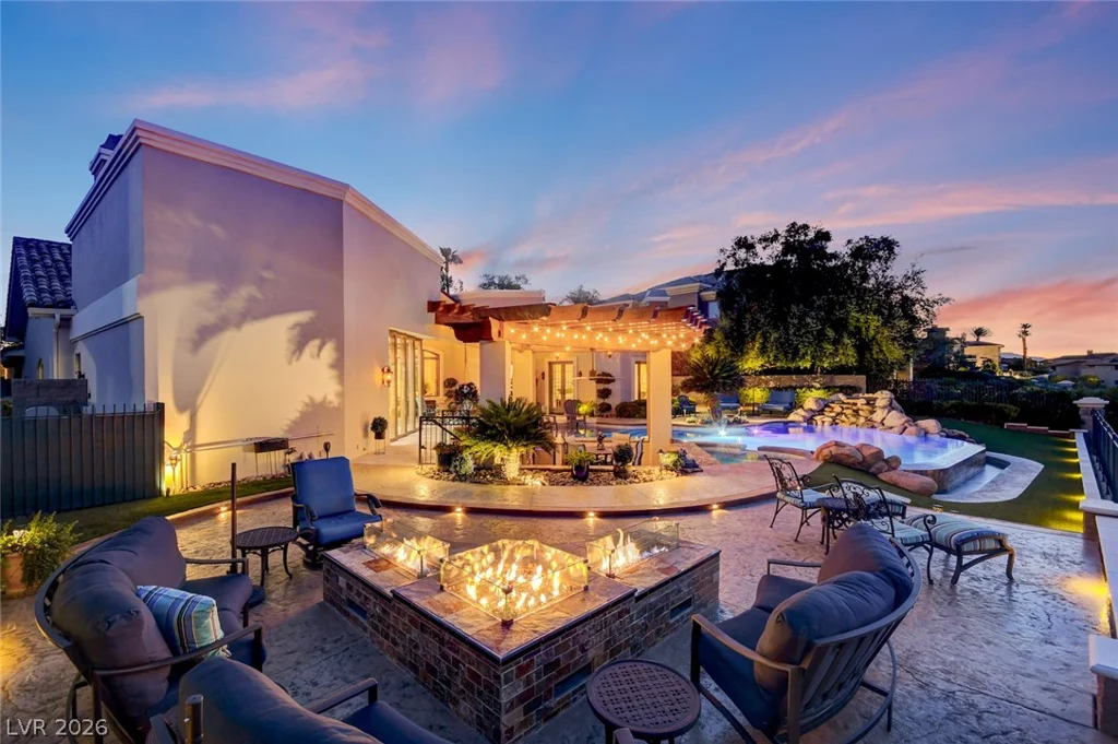 1364 Opal Valley, Henderson, NV 89052