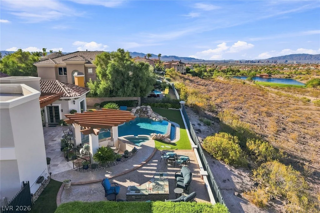 1364 Opal Valley, Henderson, NV 89052