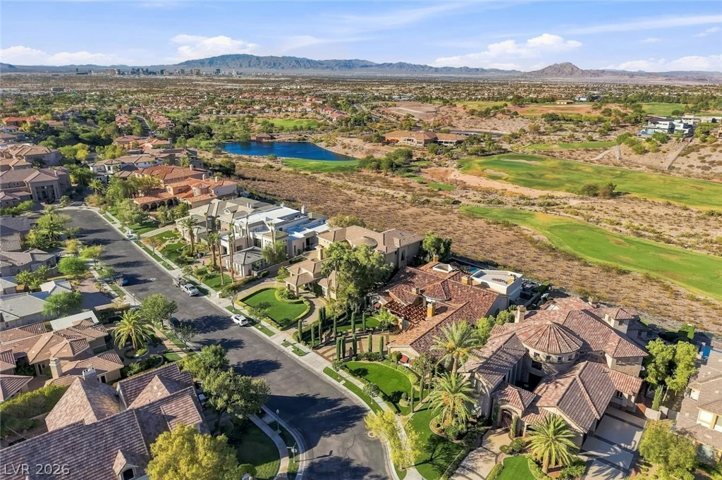 1364 Opal Valley, Henderson, NV 89052