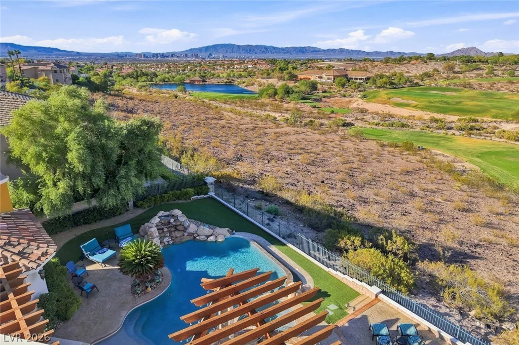 1364 Opal Valley, Henderson, NV 89052