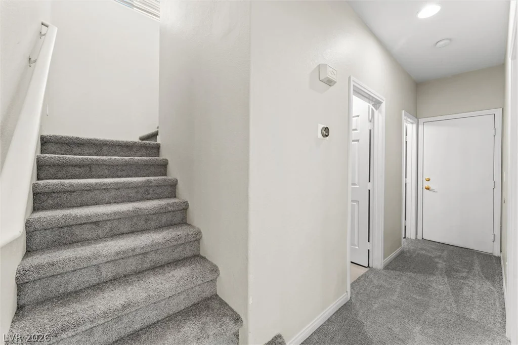 6443 Goldfield, North Las Vegas, NV 89084