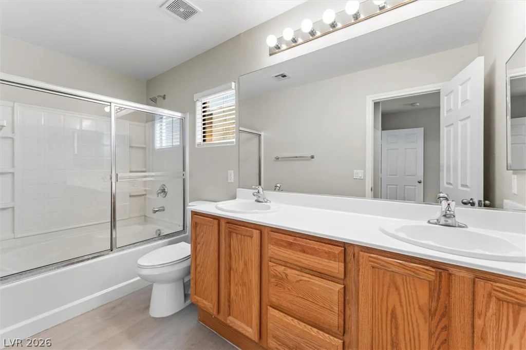 6443 Goldfield, North Las Vegas, NV 89084