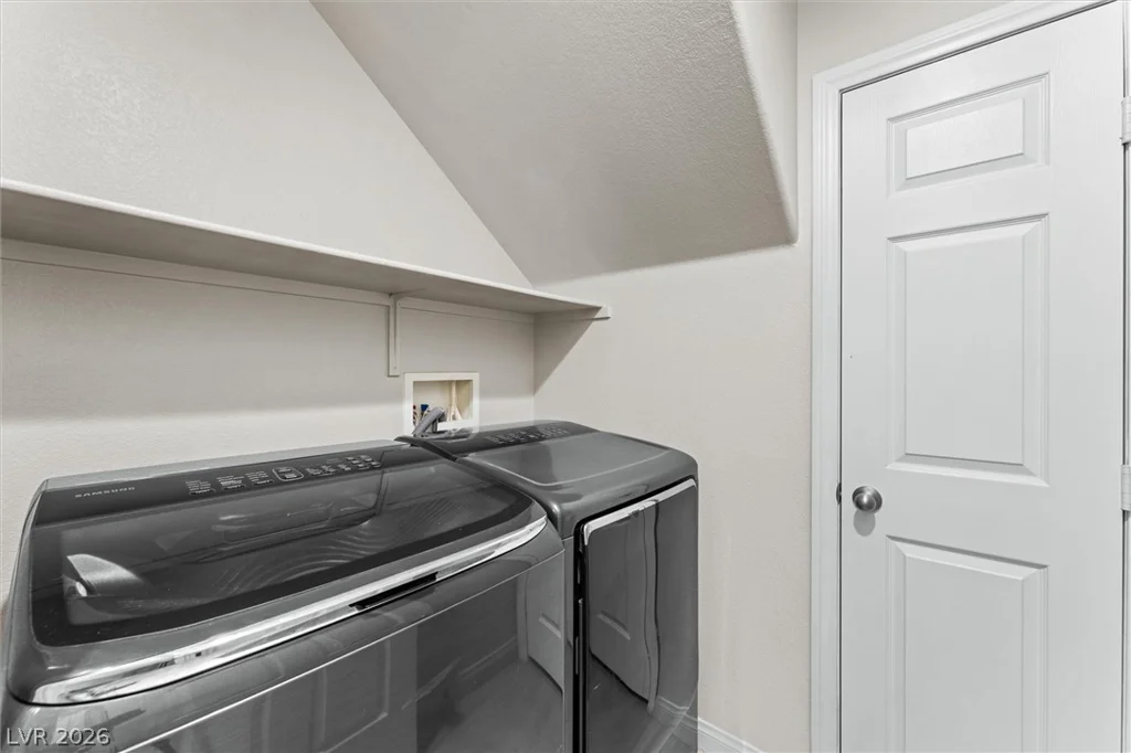 6443 Goldfield, North Las Vegas, NV 89084