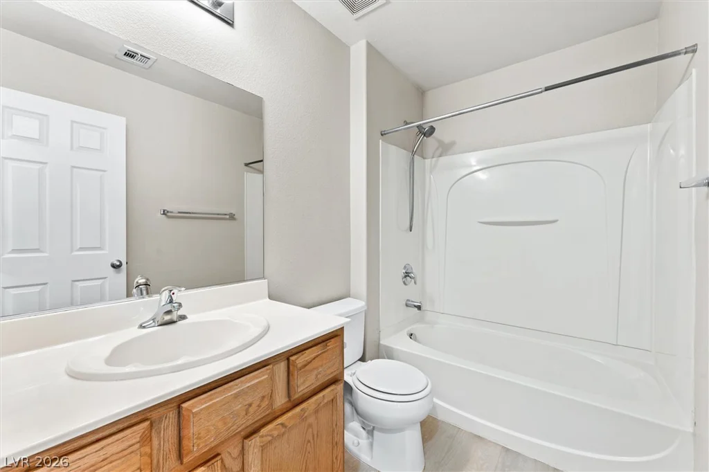 6443 Goldfield, North Las Vegas, NV 89084