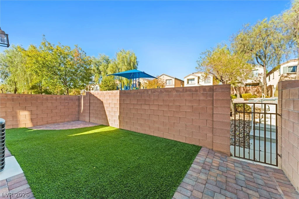 6443 Goldfield, North Las Vegas, NV 89084