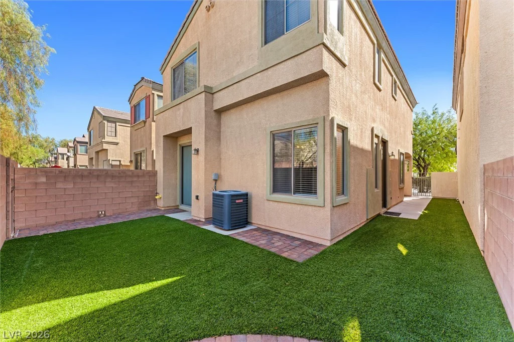 6443 Goldfield, North Las Vegas, NV 89084