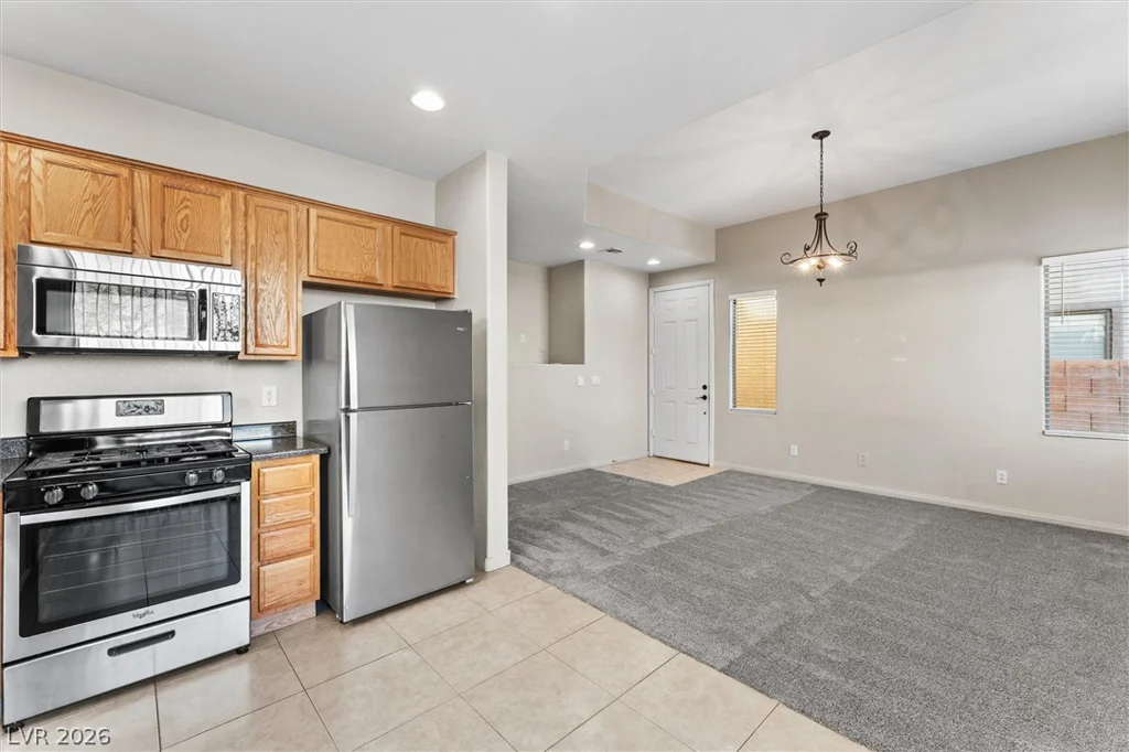 6443 Goldfield, North Las Vegas, NV 89084