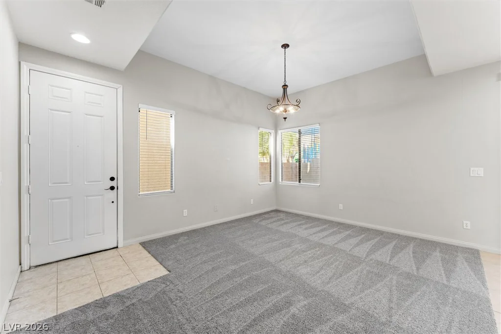 6443 Goldfield, North Las Vegas, NV 89084