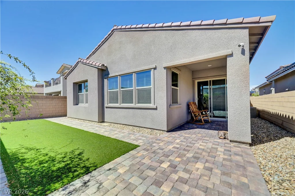 8836 Trotternish Ridge, Las Vegas, NV 89166