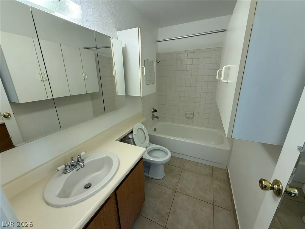 440 Elm, Las Vegas, NV 89169