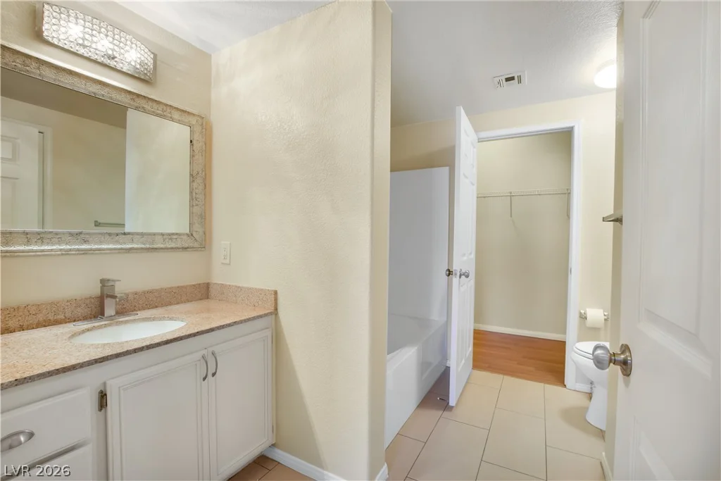 10550 Alexander, Las Vegas, NV 89129