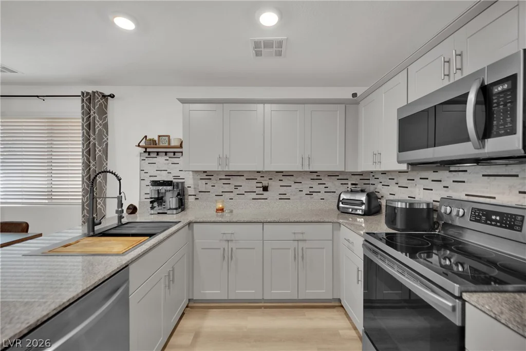 2844 Mariner Turquoise, Las Vegas, NV 89183