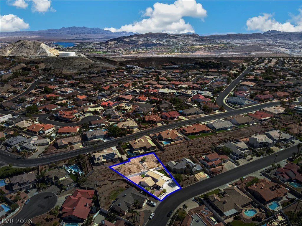 1049 Geranium, Henderson, NV 89011