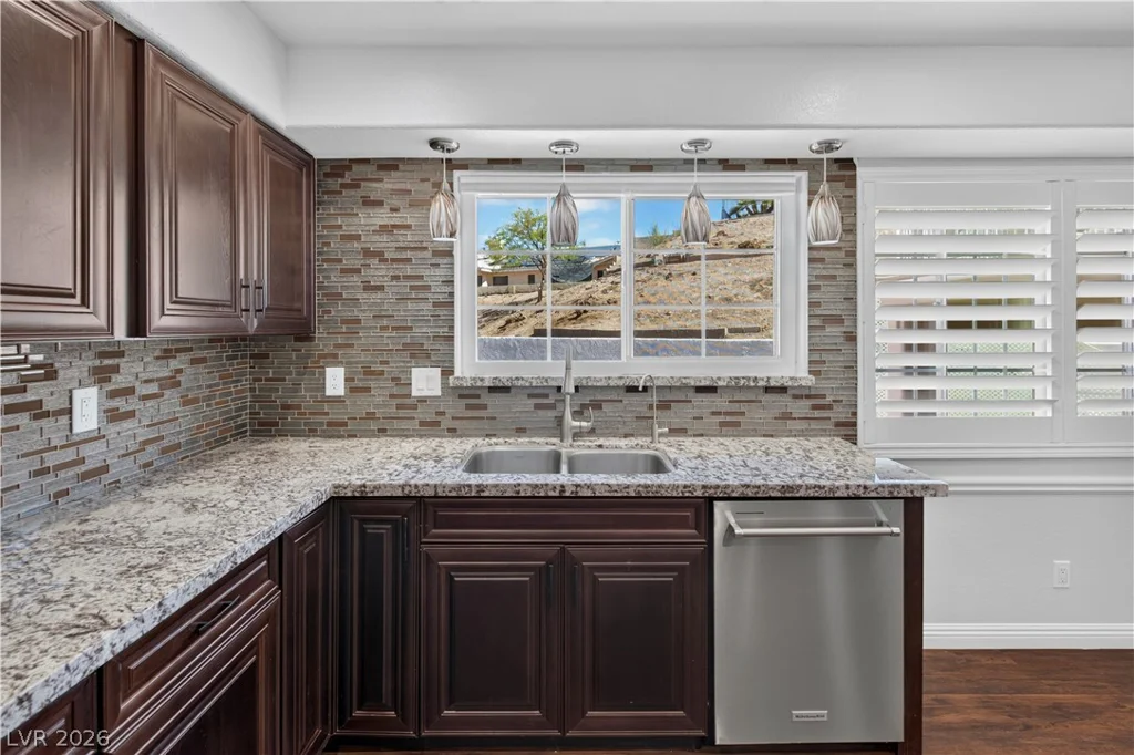 1049 Geranium, Henderson, NV 89011