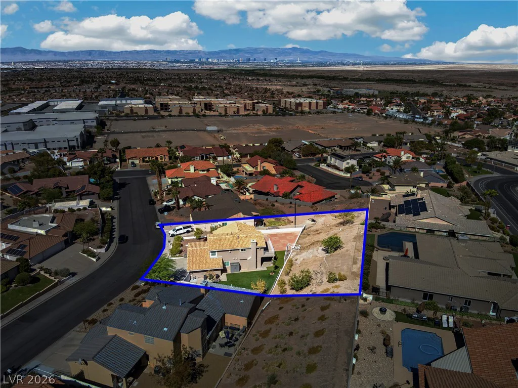 1049 Geranium, Henderson, NV 89011