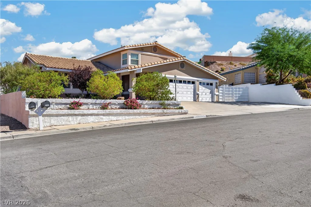 1049 Geranium, Henderson, NV 89011