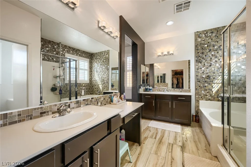 2621 Rainbow River, Las Vegas, NV 89142