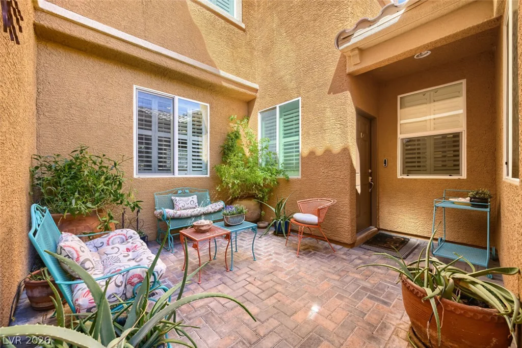 2621 Rainbow River, Las Vegas, NV 89142