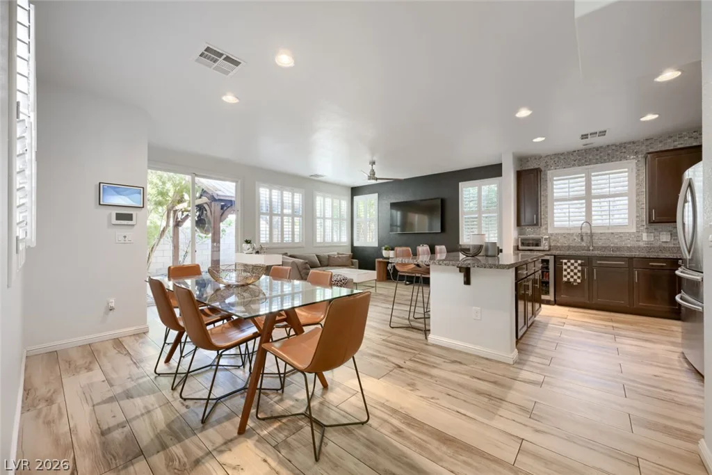 2621 Rainbow River, Las Vegas, NV 89142