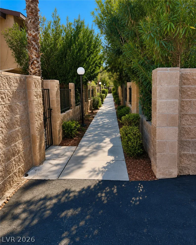 4338 Caliente, Las Vegas, NV 89119
