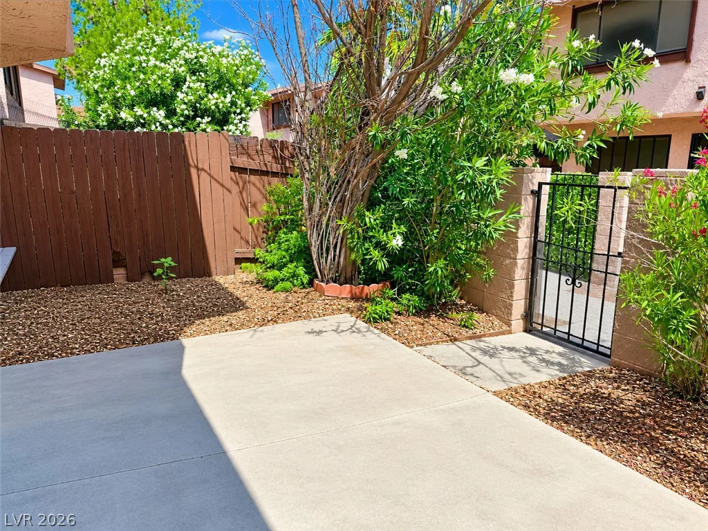 4338 Caliente, Las Vegas, NV 89119