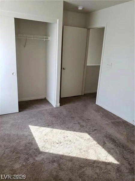11882 Snow Bank, Las Vegas, NV 89183