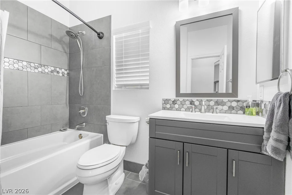 6718 Hawthorne Creek, Las Vegas, NV 89131