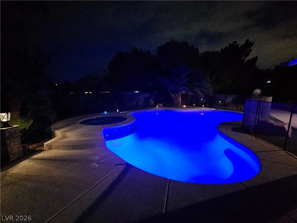 6718 Hawthorne Creek, Las Vegas, NV 89131