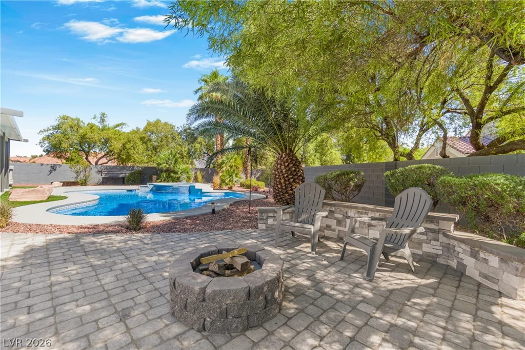 6718 Hawthorne Creek, Las Vegas, NV 89131