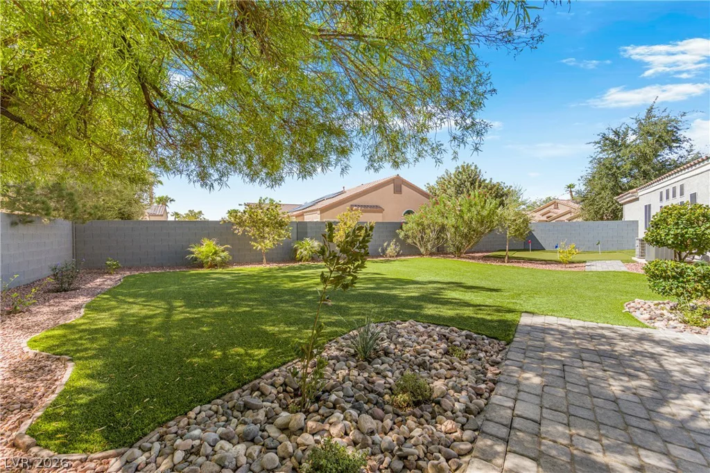 6718 Hawthorne Creek, Las Vegas, NV 89131
