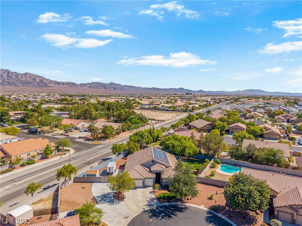 6718 Hawthorne Creek, Las Vegas, NV 89131