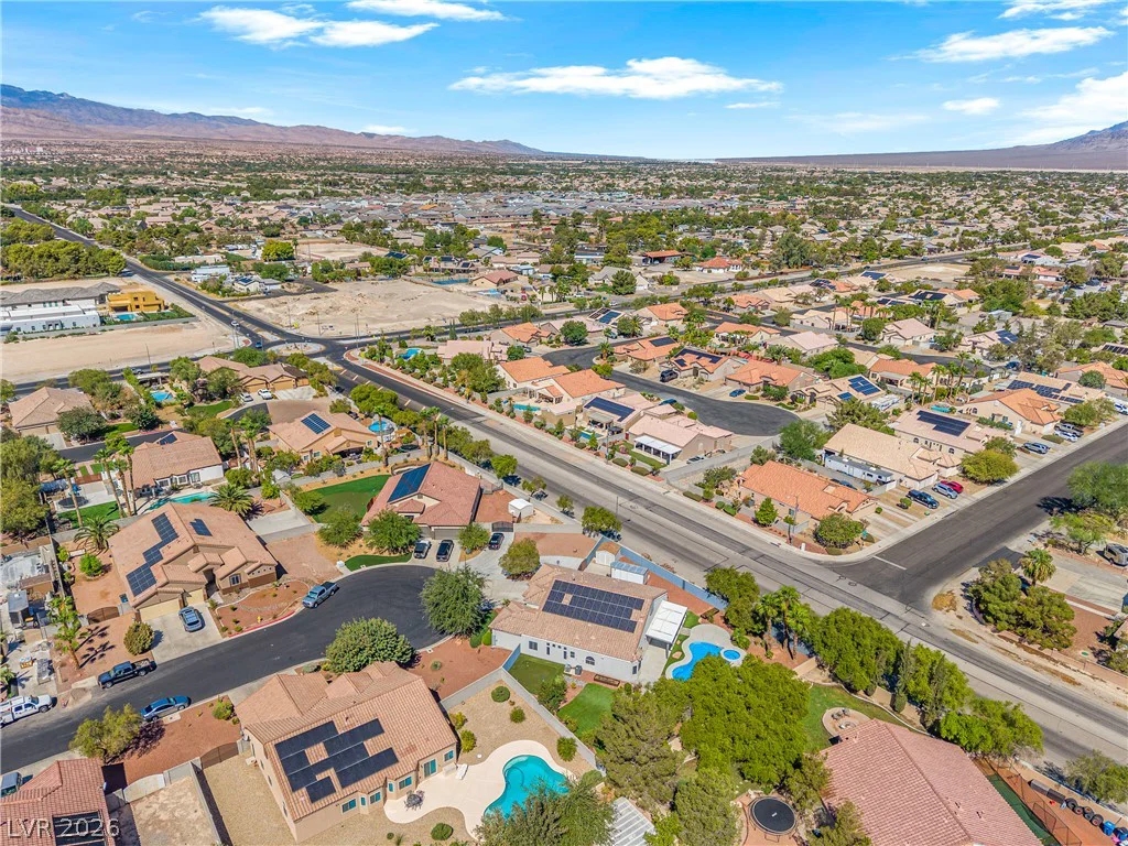 6718 Hawthorne Creek, Las Vegas, NV 89131
