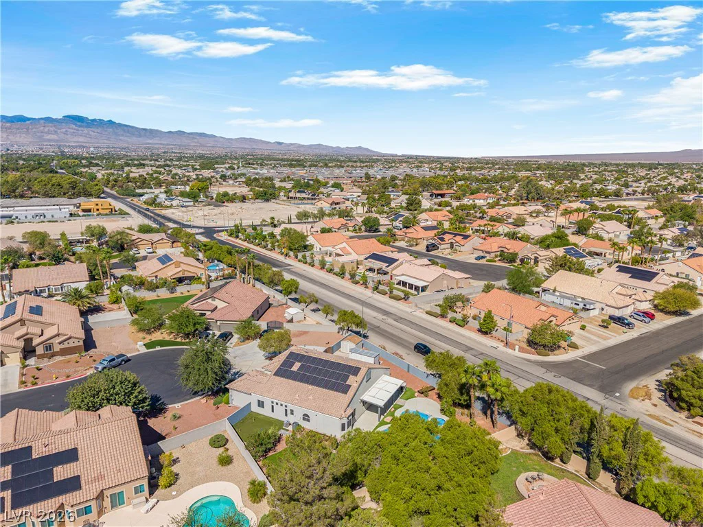 6718 Hawthorne Creek, Las Vegas, NV 89131