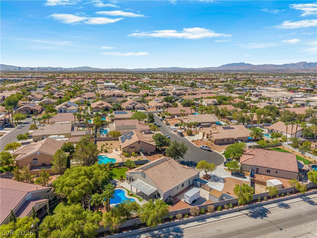 6718 Hawthorne Creek, Las Vegas, NV 89131