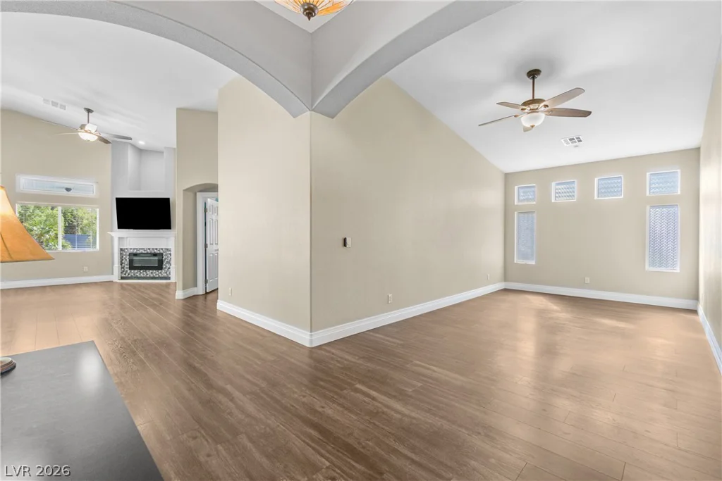 6718 Hawthorne Creek, Las Vegas, NV 89131