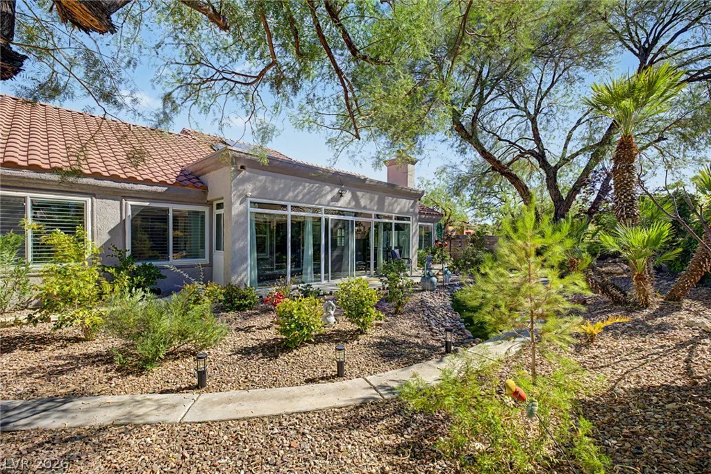 2423 Denham, Las Vegas, NV 89134