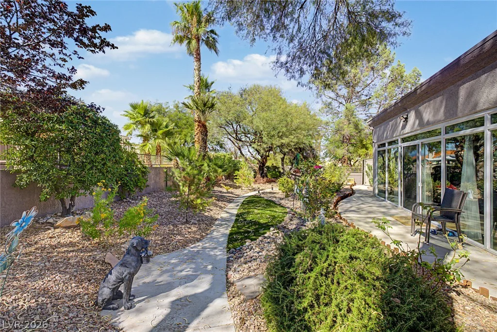 2423 Denham, Las Vegas, NV 89134