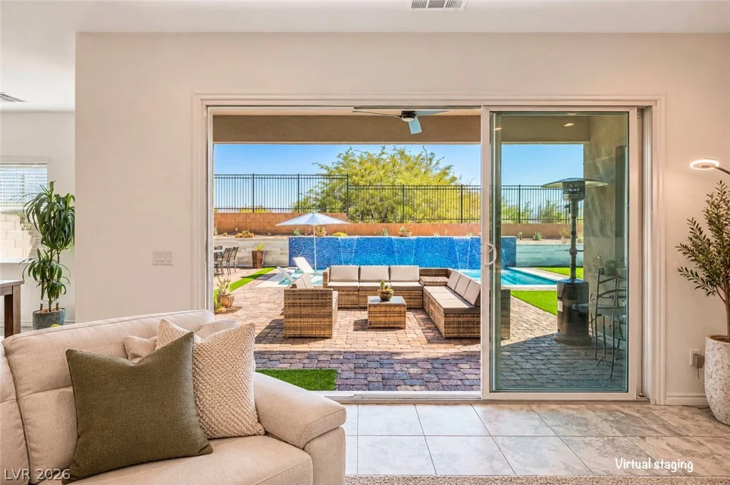 33 Reverie Heights, Henderson, NV 89011