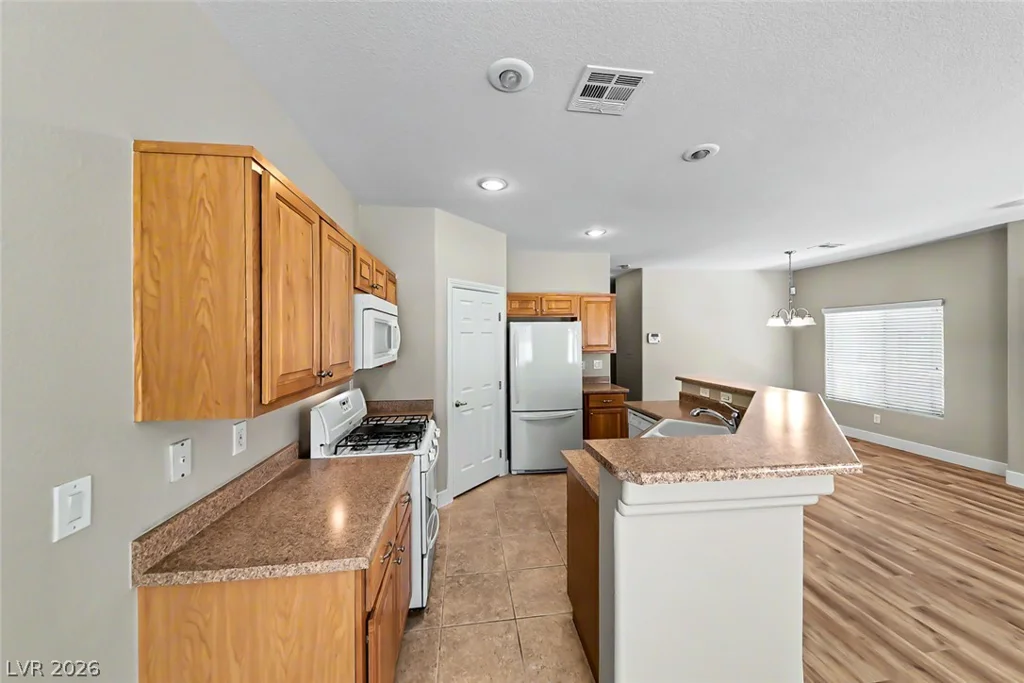 8685 Traveling Breeze, Las Vegas, NV 89178