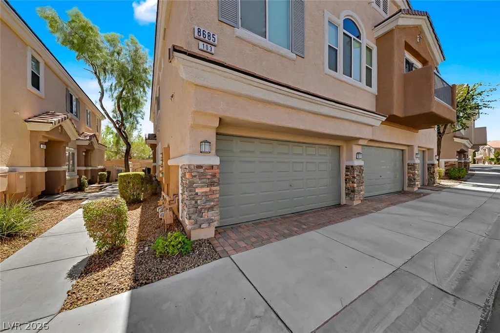 8685 Traveling Breeze, Las Vegas, NV 89178