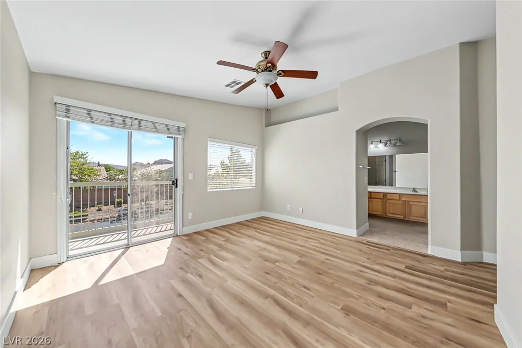 8685 Traveling Breeze, Las Vegas, NV 89178