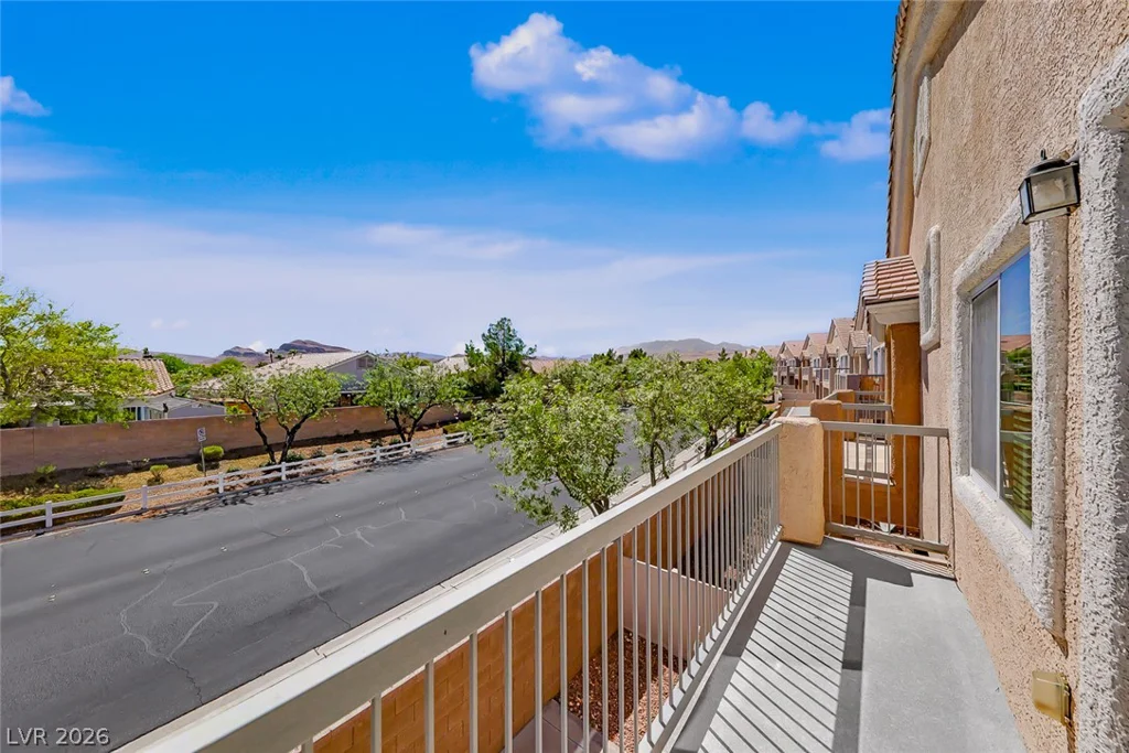 8685 Traveling Breeze, Las Vegas, NV 89178